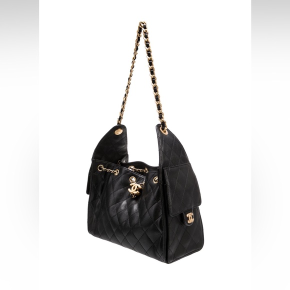 CHANEL small 25 caviar hobo bag! - Picture 1 of 3